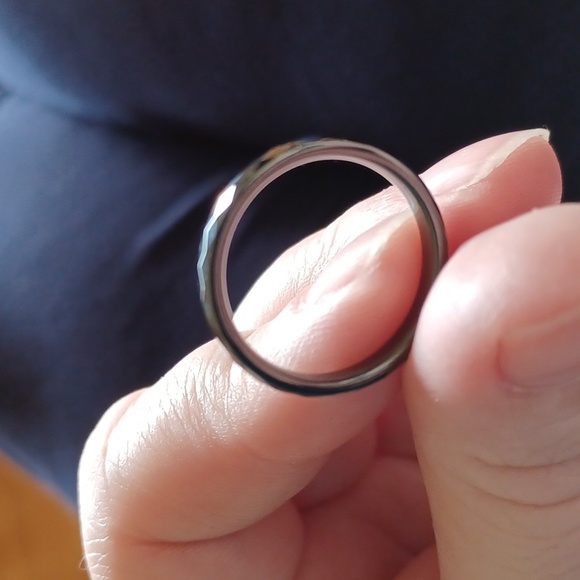 Black Obsidian Diamond Cut Ring Band Size: 9 - Picture 5 of 5